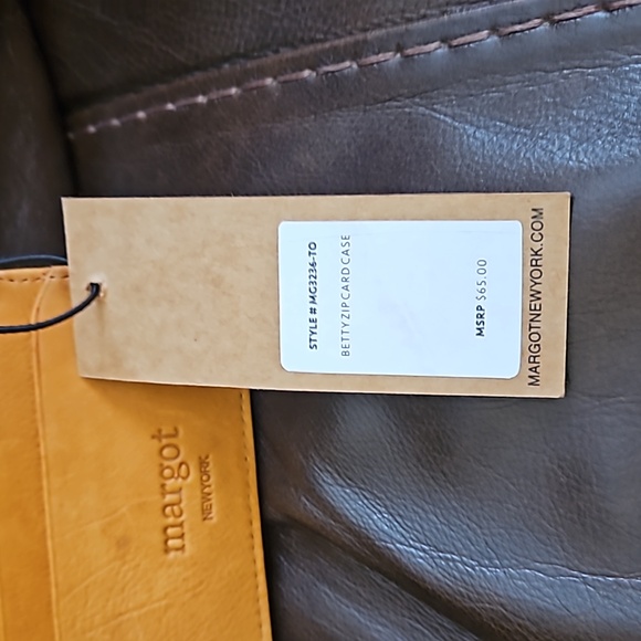 Margot New York NWT leather Betty zip card case - Picture 3 of 4